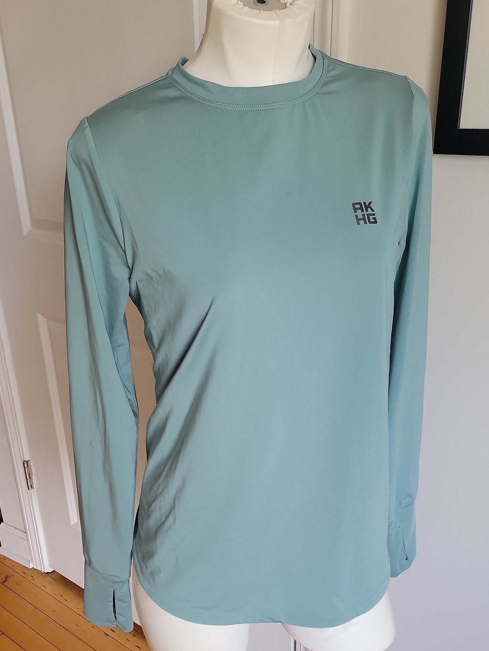 Alaskan Hardgear Duluth Women's Taku UPF 50+ Sun Shirt Thumbholes XS